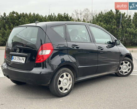 Черный Мерседес А класс, объемом двигателя 1.7 л и пробегом 262 тыс. км за 6800 $, фото 16 на Automoto.ua