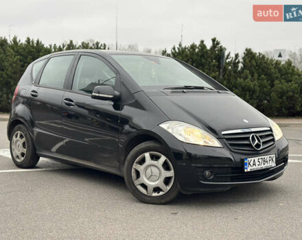 Черный Мерседес А класс, объемом двигателя 1.7 л и пробегом 262 тыс. км за 6800 $, фото 3 на Automoto.ua