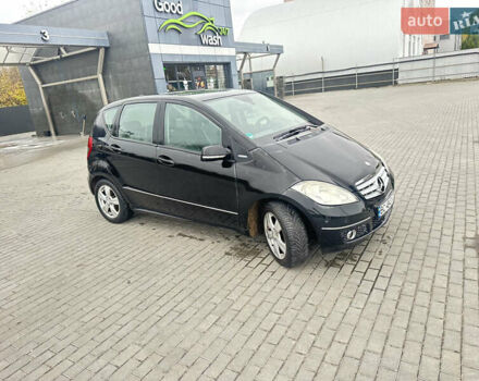 Черный Мерседес А класс, объемом двигателя 2 л и пробегом 250 тыс. км за 4400 $, фото 8 на Automoto.ua