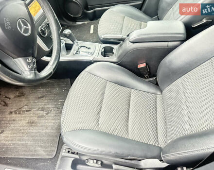 Черный Мерседес А класс, объемом двигателя 2 л и пробегом 250 тыс. км за 4400 $, фото 14 на Automoto.ua