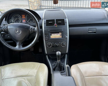 Чорний Мерседес А клас, об'ємом двигуна 1.99 л та пробігом 284 тис. км за 6400 $, фото 18 на Automoto.ua