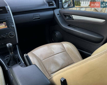 Чорний Мерседес А клас, об'ємом двигуна 1.99 л та пробігом 284 тис. км за 6400 $, фото 29 на Automoto.ua