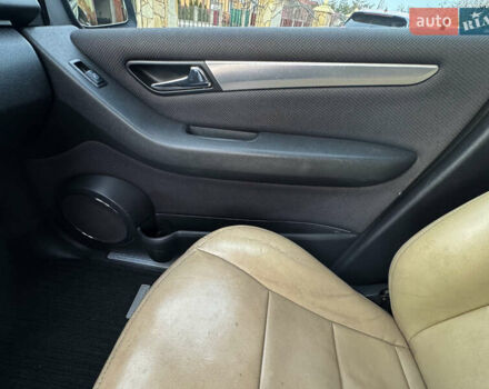 Чорний Мерседес А клас, об'ємом двигуна 1.99 л та пробігом 284 тис. км за 6400 $, фото 28 на Automoto.ua