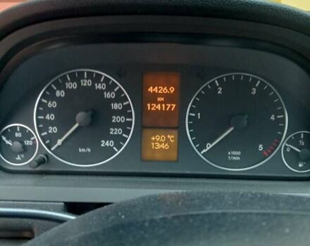 Черный Мерседес А класс, объемом двигателя 1.99 л и пробегом 124 тыс. км за 5000 $, фото 8 на Automoto.ua