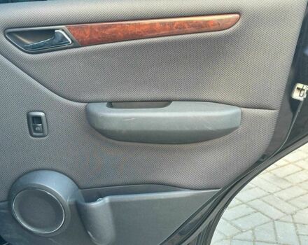 Черный Мерседес А класс, объемом двигателя 1.7 л и пробегом 109 тыс. км за 6980 $, фото 15 на Automoto.ua