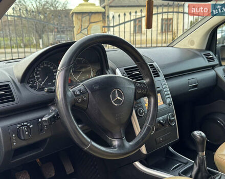 Чорний Мерседес А клас, об'ємом двигуна 1.99 л та пробігом 284 тис. км за 6400 $, фото 19 на Automoto.ua