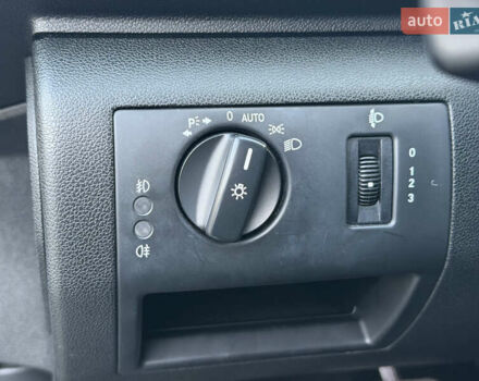 Черный Мерседес А класс, объемом двигателя 2 л и пробегом 228 тыс. км за 6500 $, фото 8 на Automoto.ua