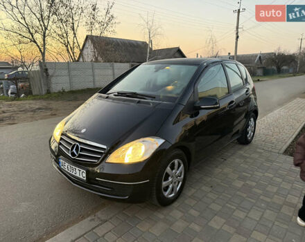 Черный Мерседес А класс, объемом двигателя 1.7 л и пробегом 98 тыс. км за 5600 $, фото 6 на Automoto.ua