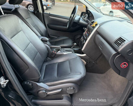 Черный Мерседес А класс, объемом двигателя 2 л и пробегом 228 тыс. км за 6500 $, фото 16 на Automoto.ua