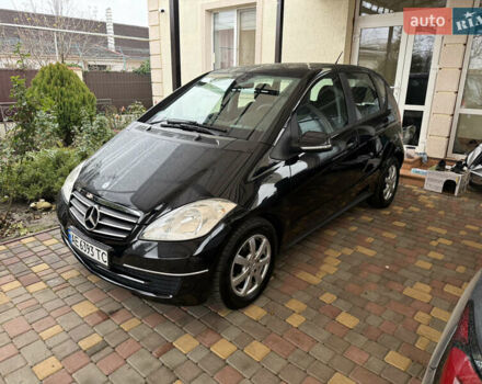 Черный Мерседес А класс, объемом двигателя 1.7 л и пробегом 98 тыс. км за 5600 $, фото 3 на Automoto.ua