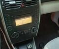 Черный Мерседес А класс, объемом двигателя 1.99 л и пробегом 159 тыс. км за 8200 $, фото 11 на Automoto.ua