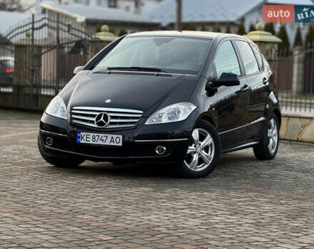 Чорний Мерседес А клас, об'ємом двигуна 1.99 л та пробігом 284 тис. км за 6400 $, фото 7 на Automoto.ua