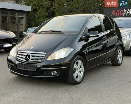 Черный Мерседес А класс, объемом двигателя 2 л и пробегом 228 тыс. км за 6500 $, фото 1 на Automoto.ua