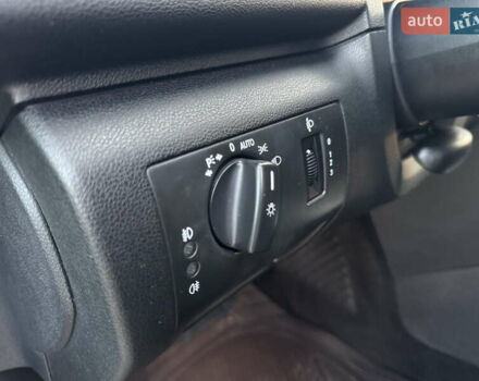 Черный Мерседес А класс, объемом двигателя 1.7 л и пробегом 178 тыс. км за 7699 $, фото 21 на Automoto.ua