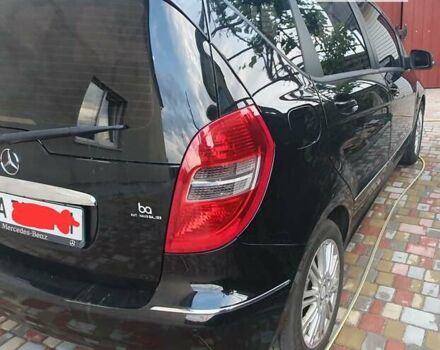 Черный Мерседес А класс, объемом двигателя 1.99 л и пробегом 265 тыс. км за 7700 $, фото 5 на Automoto.ua