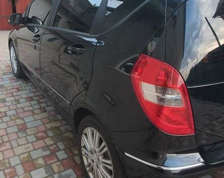 Черный Мерседес А класс, объемом двигателя 1.99 л и пробегом 265 тыс. км за 7700 $, фото 7 на Automoto.ua