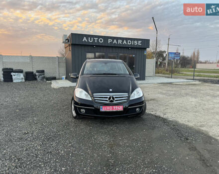 Черный Мерседес А класс, объемом двигателя 1.7 л и пробегом 178 тыс. км за 7699 $, фото 2 на Automoto.ua