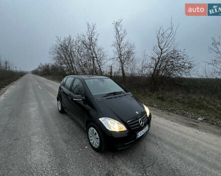 Черный Мерседес А класс, объемом двигателя 1.7 л и пробегом 91 тыс. км за 6700 $, фото 5 на Automoto.ua