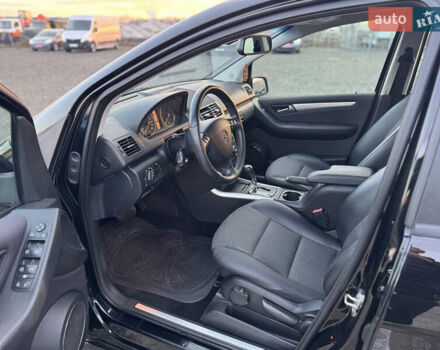 Черный Мерседес А класс, объемом двигателя 1.7 л и пробегом 178 тыс. км за 7699 $, фото 19 на Automoto.ua