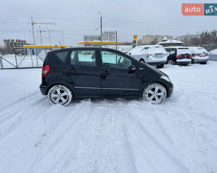 Черный Мерседес А класс, объемом двигателя 1.7 л и пробегом 199 тыс. км за 7490 $, фото 2 на Automoto.ua