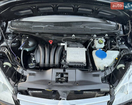 Черный Мерседес А класс, объемом двигателя 1.7 л и пробегом 178 тыс. км за 7699 $, фото 15 на Automoto.ua