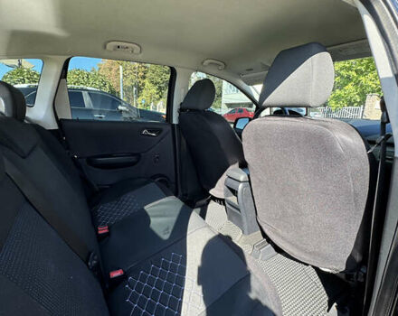 Черный Мерседес А класс, объемом двигателя 1.5 л и пробегом 141 тыс. км за 7600 $, фото 7 на Automoto.ua