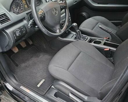 Чорний Мерседес А клас, об'ємом двигуна 1.5 л та пробігом 144 тис. км за 8300 $, фото 5 на Automoto.ua