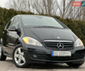 Черный Мерседес А класс, объемом двигателя 2 л и пробегом 236 тыс. км за 6350 $, фото 2 на Automoto.ua