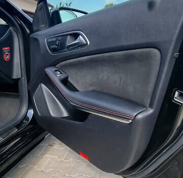 Мерседес А класс 2013 в Киеве на Automoto.ua Черный Мерседес А класс, объемом двигателя 1.99 л и пробегом 92 тыс. км за 17500 $, фото 15 на Automoto.ua