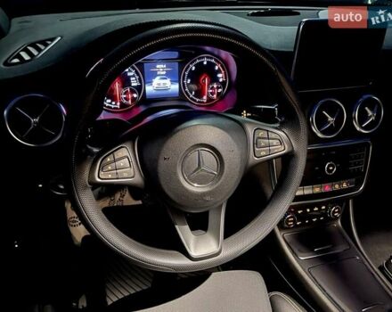 Мерседес А класс 2016 в Киеве на Automoto.ua Черный Мерседес А класс, объемом двигателя 1.5 л и пробегом 98 тыс. км за 17300 $, фото 13 на Automoto.ua