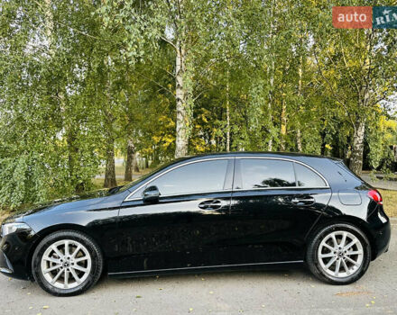 Чорний Мерседес А клас, об'ємом двигуна 1.33 л та пробігом 37 тис. км за 27500 $, фото 3 на Automoto.ua