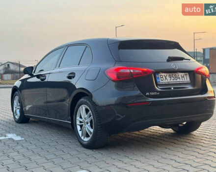 Мерседес А класс 2019 в Львове на Automoto.ua Черный Мерседес А класс, объемом двигателя 1.46 л и пробегом 240 тыс. км за 26000 $, фото 2 на Automoto.ua