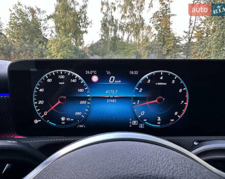 Чорний Мерседес А клас, об'ємом двигуна 1.33 л та пробігом 37 тис. км за 27500 $, фото 1 на Automoto.ua