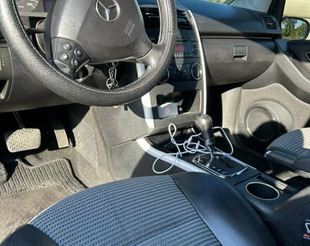 Черный Мерседес А класс, объемом двигателя 1.99 л и пробегом 260 тыс. км за 3800 $, фото 14 на Automoto.ua