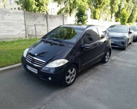 Черный Мерседес А класс, объемом двигателя 1.7 л и пробегом 450 тыс. км за 3200 $, фото 6 на Automoto.ua