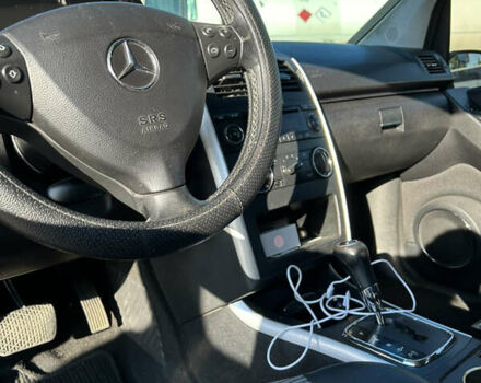 Черный Мерседес А класс, объемом двигателя 1.99 л и пробегом 260 тыс. км за 3800 $, фото 16 на Automoto.ua