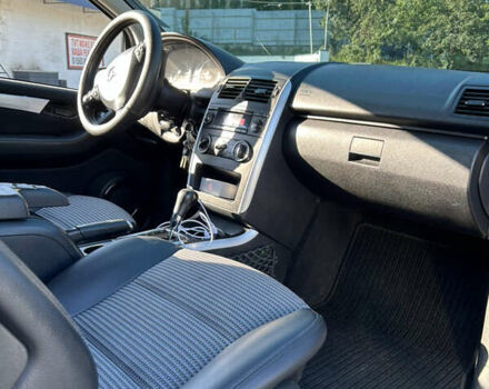 Черный Мерседес А класс, объемом двигателя 1.99 л и пробегом 260 тыс. км за 3800 $, фото 12 на Automoto.ua