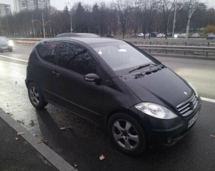 Черный Мерседес А класс, объемом двигателя 1.7 л и пробегом 450 тыс. км за 3200 $, фото 1 на Automoto.ua