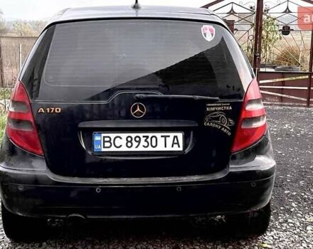 Черный Мерседес А класс, объемом двигателя 1.7 л и пробегом 243 тыс. км за 5000 $, фото 2 на Automoto.ua