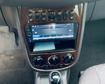 Черный Мерседес А класс, объемом двигателя 1.6 л и пробегом 160 тыс. км за 4500 $, фото 6 на Automoto.ua