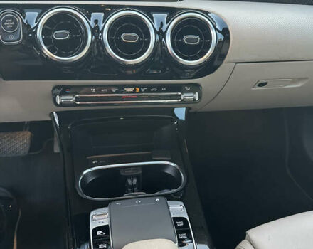 Мерседес А класс 2019 в Львове на Automoto.ua Черный Мерседес А класс, объемом двигателя 1.33 л и пробегом 67 тыс. км за 29900 $, фото 20 на Automoto.ua