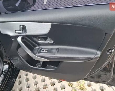 Черный Мерседес А класс, объемом двигателя 1.99 л и пробегом 60 тыс. км за 22000 $, фото 24 на Automoto.ua