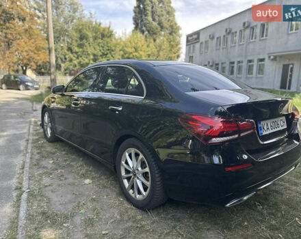 Мерседес А класс 2019 в Киеве на Automoto.ua Черный Мерседес А класс, объемом двигателя 1.99 л и пробегом 64 тыс. км за 23000 $, фото 11 на Automoto.ua