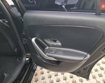 Черный Мерседес А класс, объемом двигателя 1.99 л и пробегом 60 тыс. км за 22000 $, фото 8 на Automoto.ua