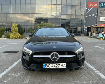 Мерседес А класс 2019 в Львове на Automoto.ua Черный Мерседес А класс, объемом двигателя 1.33 л и пробегом 67 тыс. км за 29900 $, фото 3 на Automoto.ua