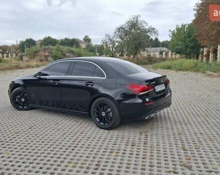 Черный Мерседес А класс, объемом двигателя 1.99 л и пробегом 60 тыс. км за 22000 $, фото 1 на Automoto.ua