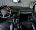 Черный Мерседес А класс, объемом двигателя 2 л и пробегом 270 тыс. км за 3900 $, фото 11 на Automoto.ua