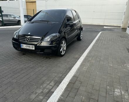 Мерседес А класс 2005 в Одессе на Automoto.ua Черный Мерседес А класс, объемом двигателя 2 л и пробегом 270 тыс. км за 3750 $, фото 3 на Automoto.ua