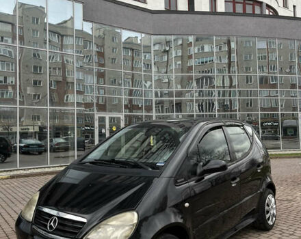 Черный Мерседес А класс, объемом двигателя 1.69 л и пробегом 290 тыс. км за 2200 $, фото 1 на Automoto.ua