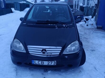 Черный Мерседес А класс, объемом двигателя 1.7 л и пробегом 248 тыс. км за 1500 $, фото 1 на Automoto.ua